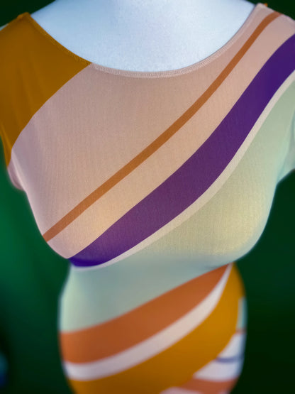 Elegant mesh tango dress with open back and beige lining