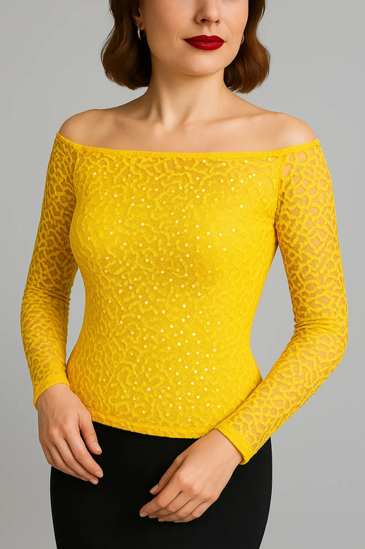 Refined lace off-shoulder top with lining for evening looks