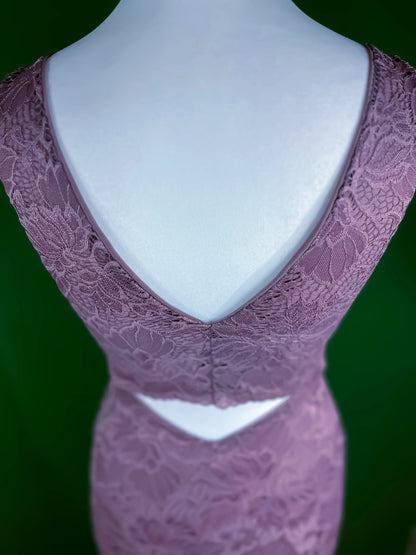 Elegant cocoa lace dress with deep V-back – limited edition