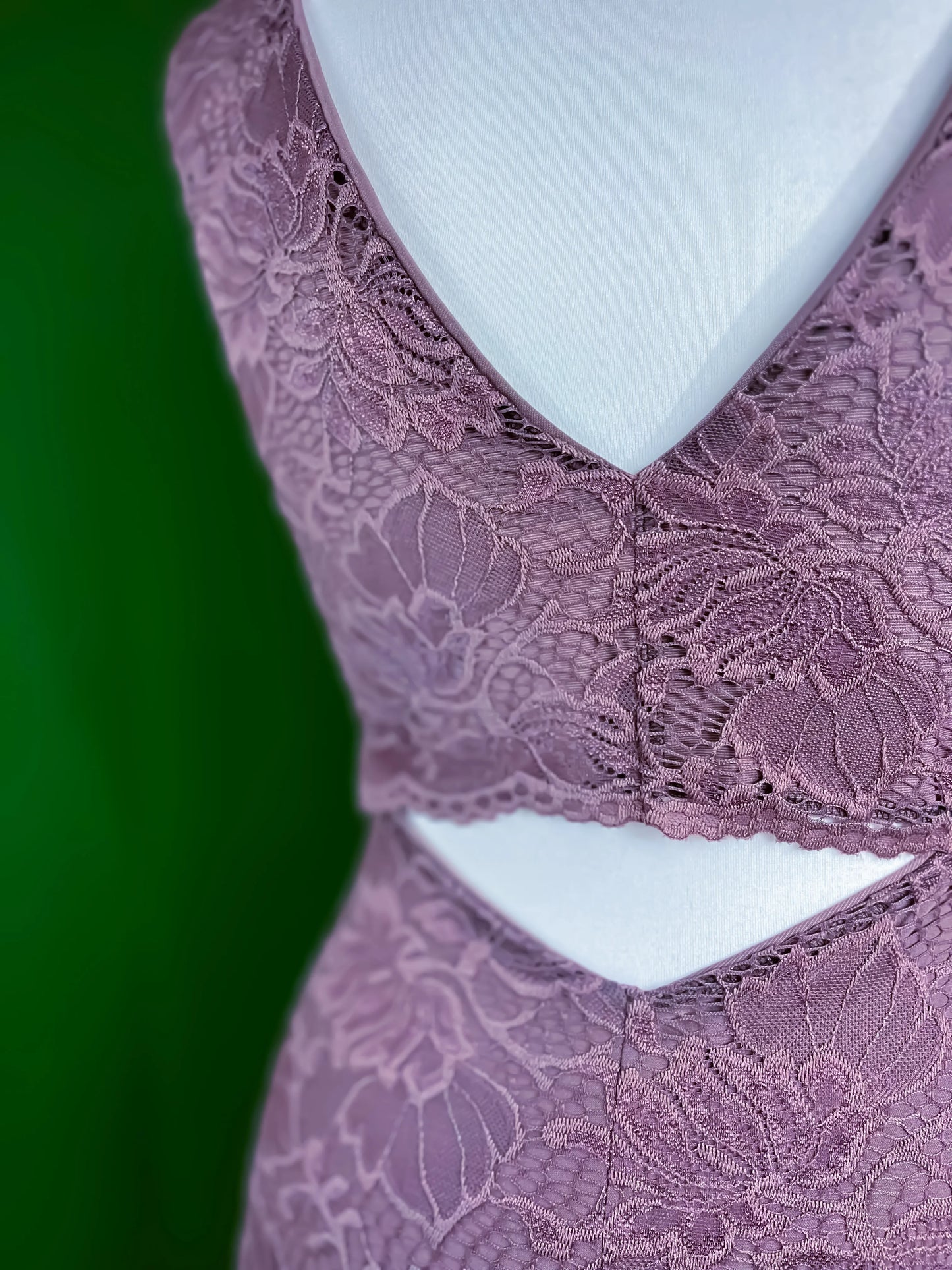 Elegant cocoa lace dress with deep V-back – limited edition