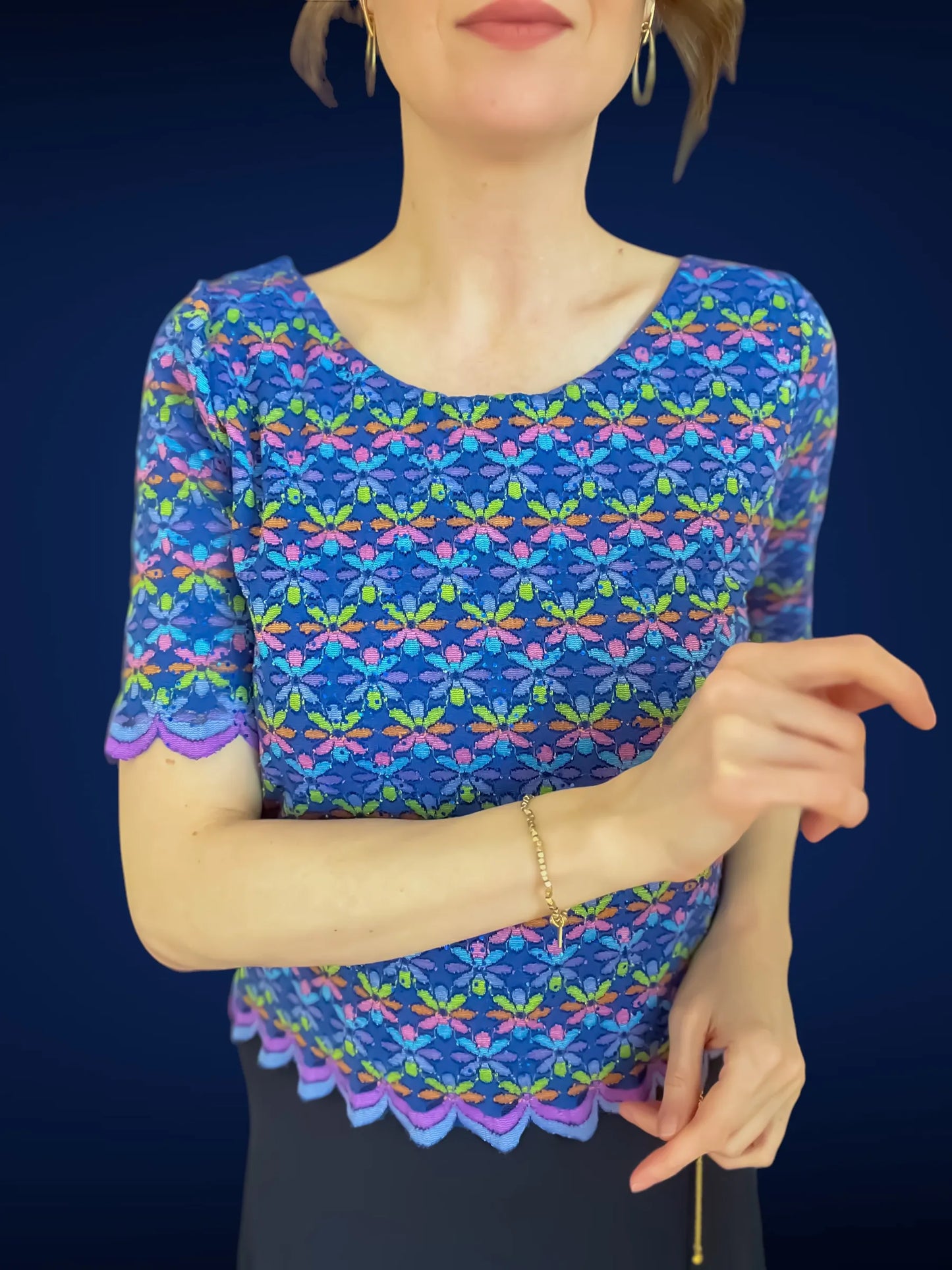 Shimmering lace tango top with scalloped edges