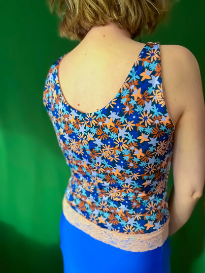 Floral tango top in silky jersey with lace hem - one of a kind