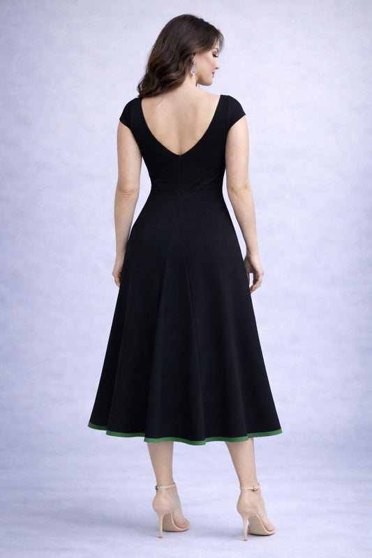 Exclusive black and green double-layered jersey tango dress with waist embroidery