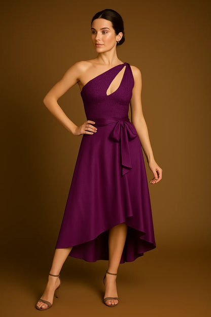 Glamorous tango top with cutout neckline and one-shoulder design