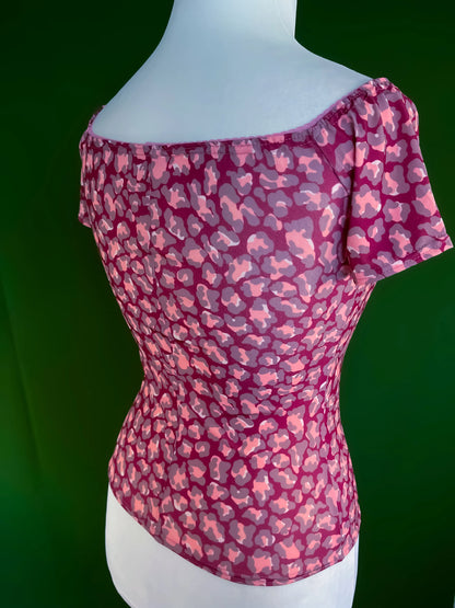 Exclusive off-shoulder tango top in silky jersey