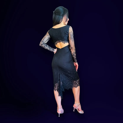 Feminine lace tango dress with scalloped hem