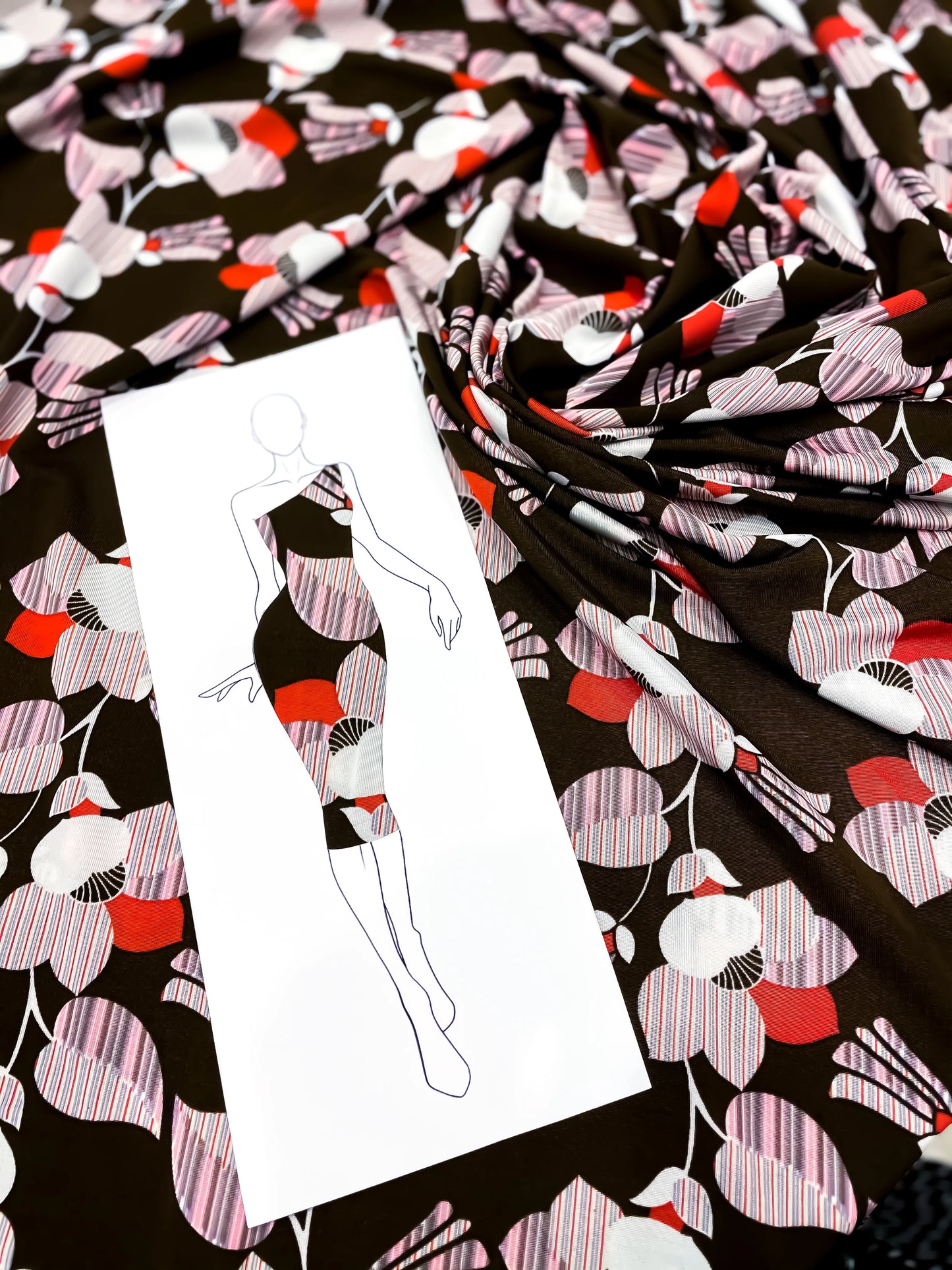 Elegant viscose tango dress with accent belt