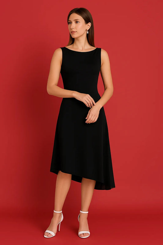 Exclusive tango dress with cut-out waist and elegant silk tail