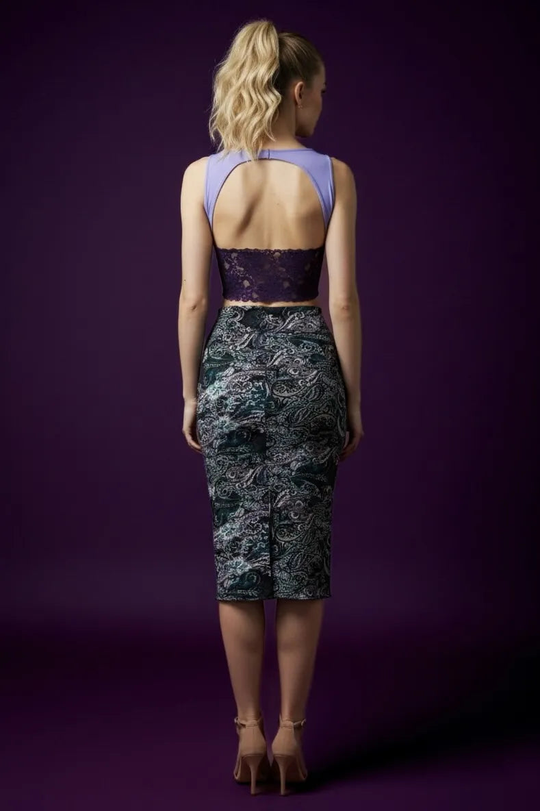 Pencil tango skirt made of viscose with a delicate lining