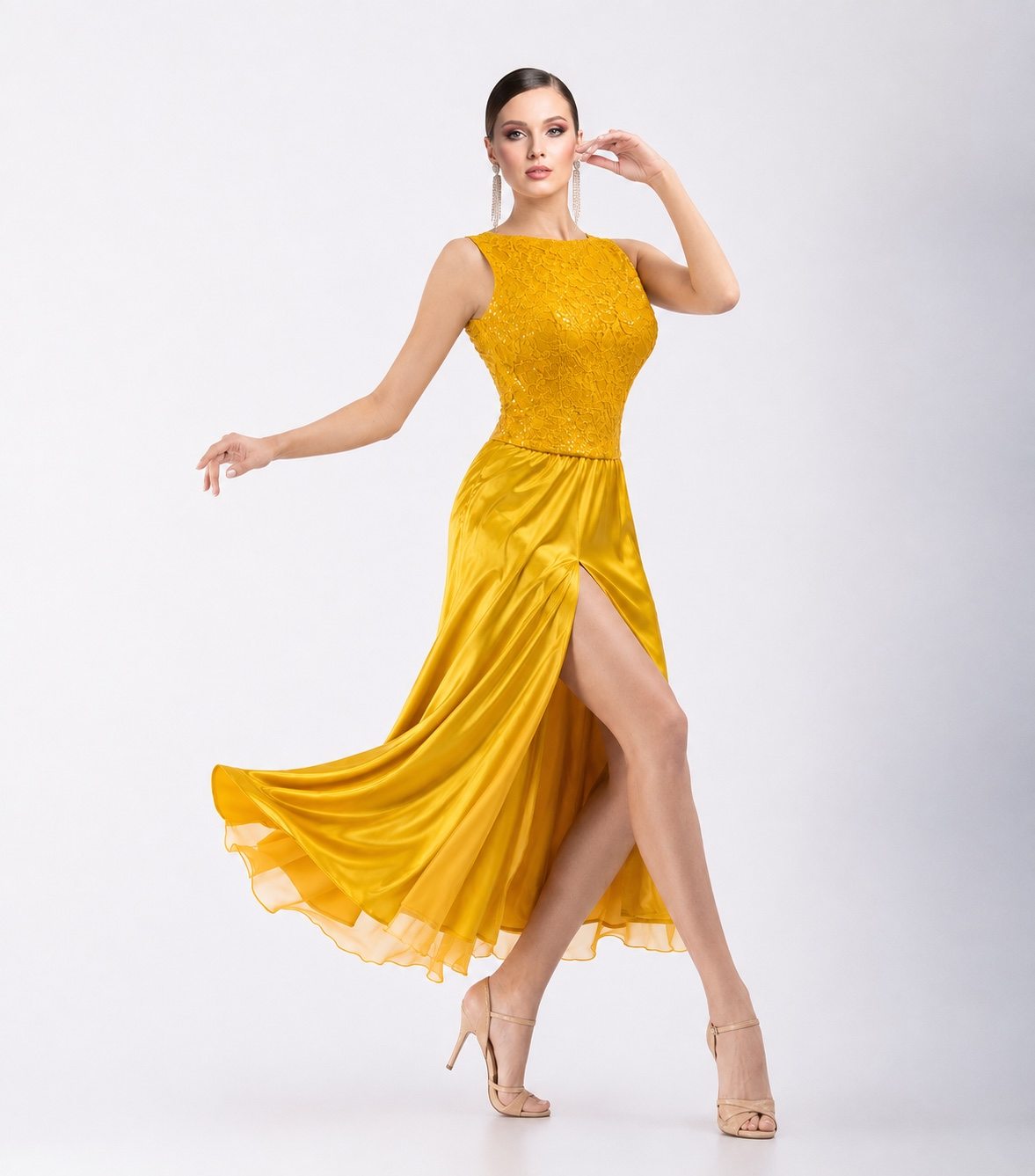Elegant Golden Tango Dress with a Shimmering Lace Bodice and a Flowing Two-Layer Skirt