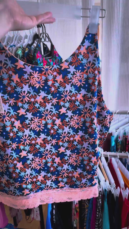 Floral tango top in silky jersey with lace hem - one of a kind