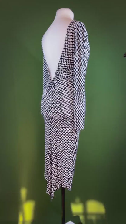 Graceful midi tango dress with flowing silhouette