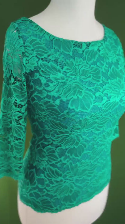 Haut tango exclusif en dentelle avec doublure en jersey