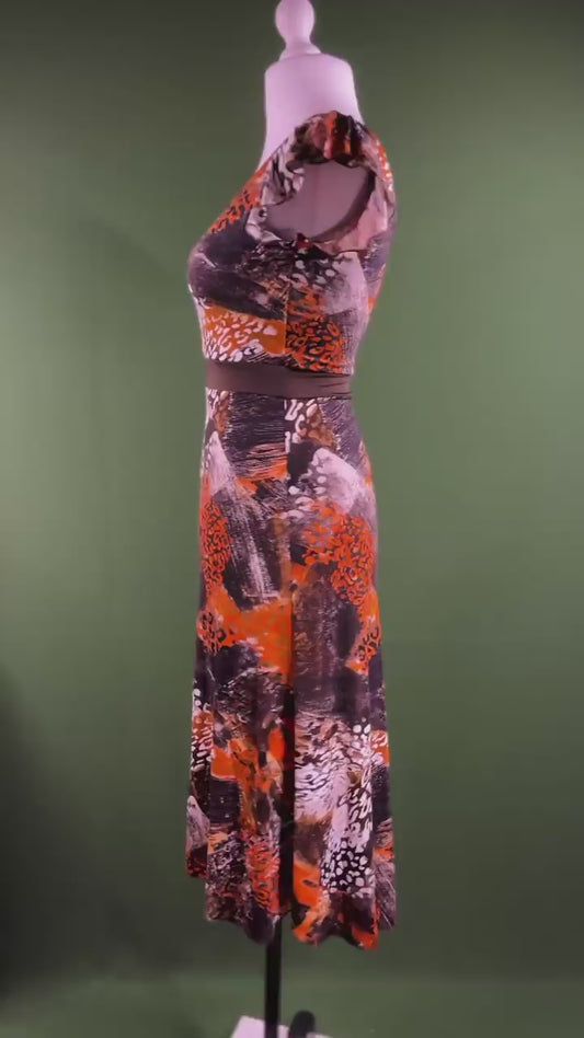 Charming lined tango gown with flutter sleeves and slit