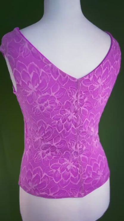 Haut de tango en dentelle rose en édition limitée avec doublure en jersey