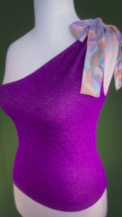 Shimmering one-shoulder tango top with bow detail