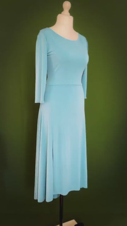 Refined blue tango dress with flowing godet back