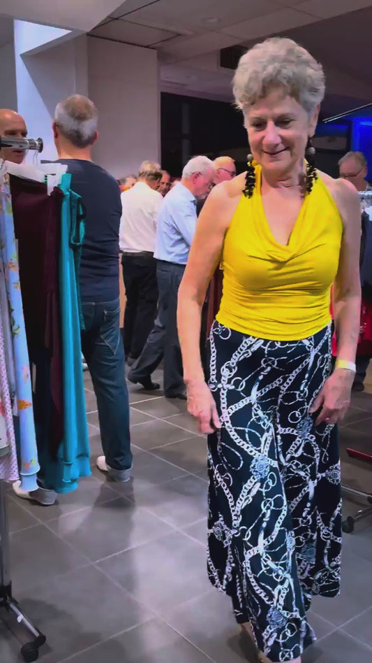 Fließende Tangohose mit weitem Bein in Marineblau mit Kettendruck