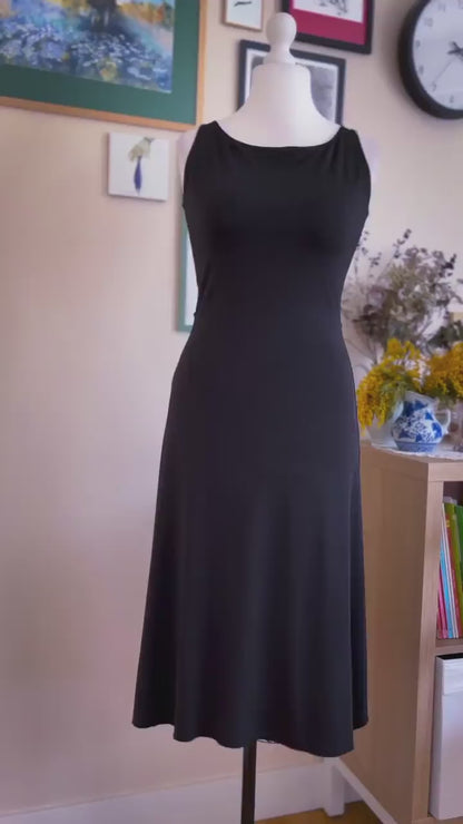 Black Sleeveless Tango Dress with Open Back and Silk Statement Train