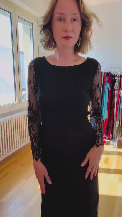 Feminine lace tango dress with scalloped hem